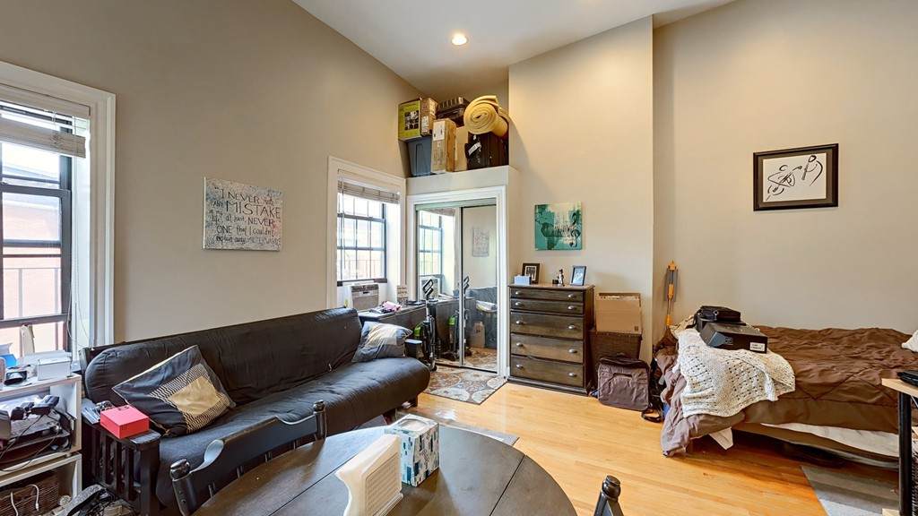 57 Gainsborough - Photo 1