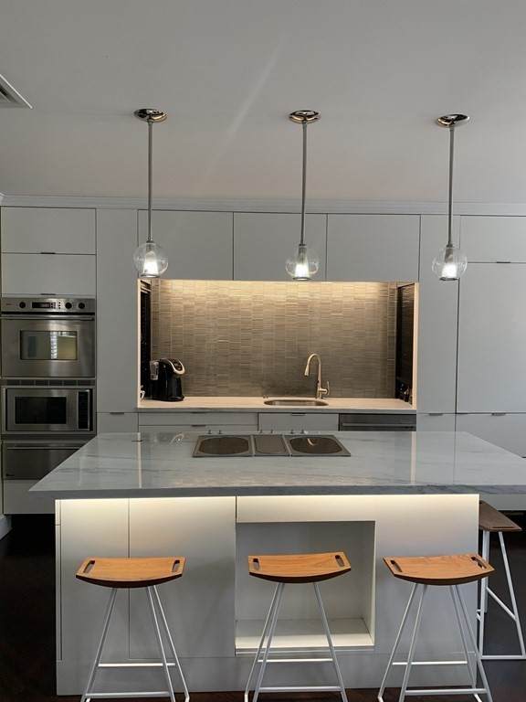37 Beacon St - Photo 1