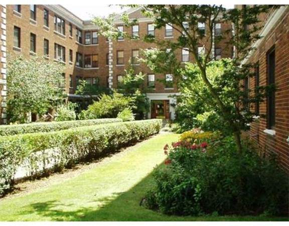62 Queensberry - Photo 1