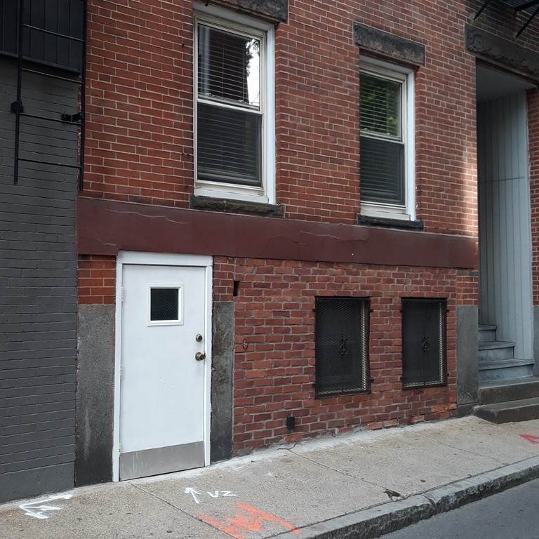 17 Stillman - Photo 1