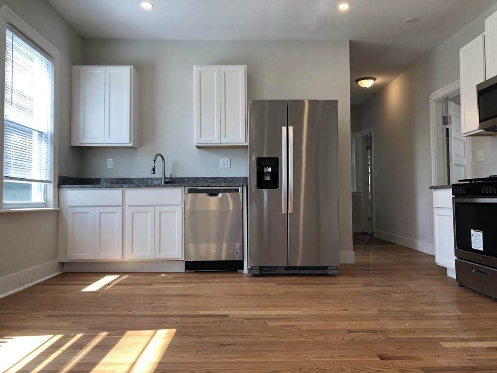 106 Clark Ave - Photo 1