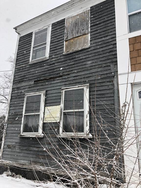 201-203 Boston Street - Photo 1