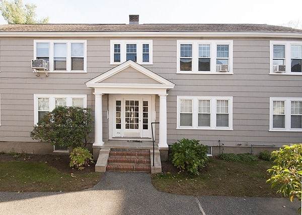 368 Union Ave - Photo 1