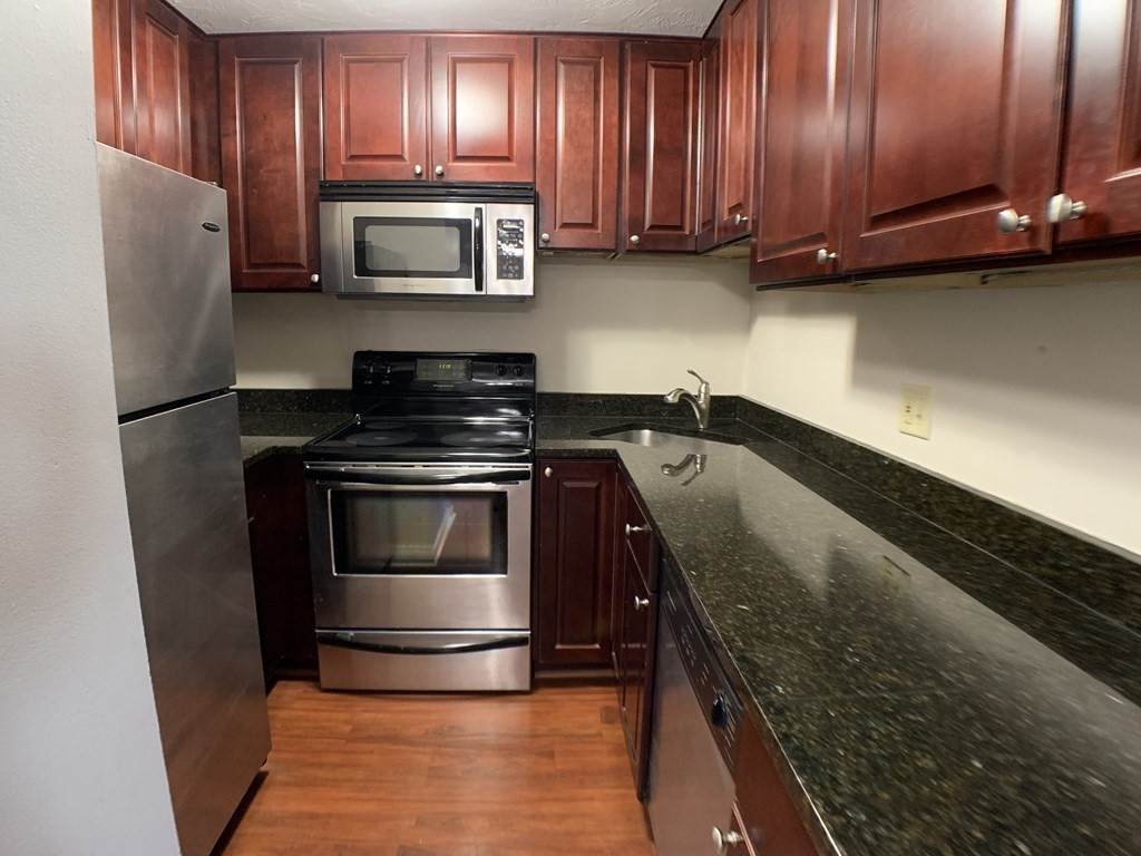 230 Willard St - Photo 1