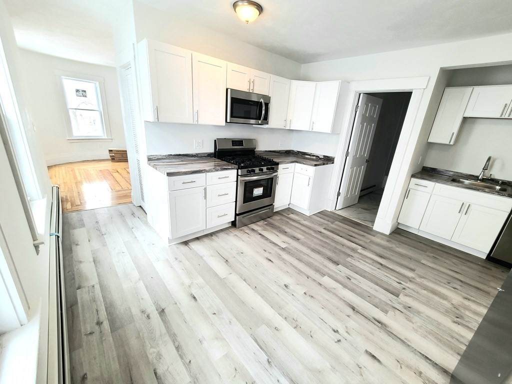 64 Elliot - Photo 1
