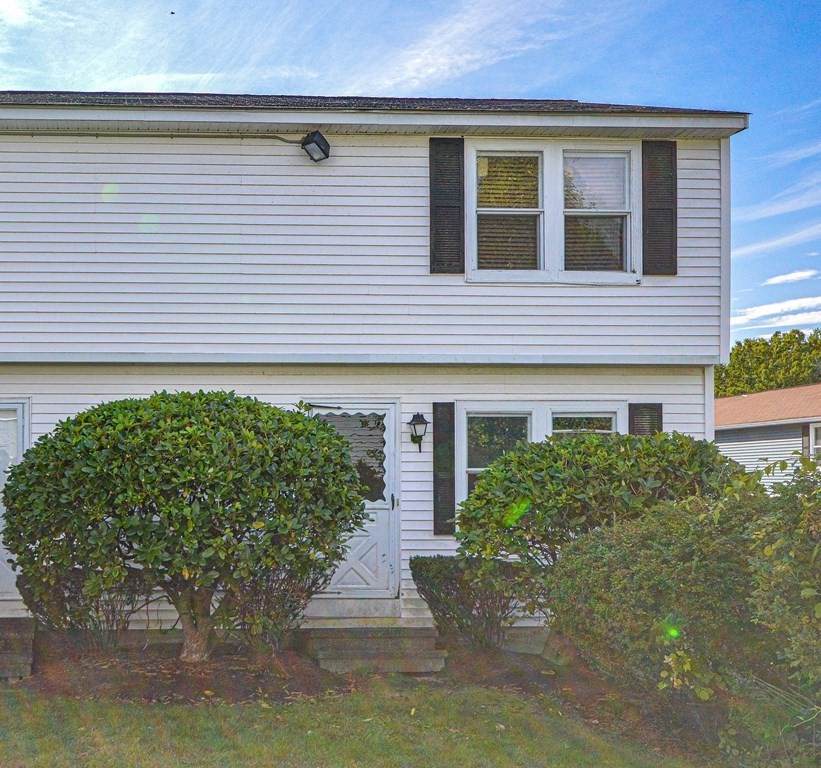 1217 Pawtucket Blvd - Photo 1