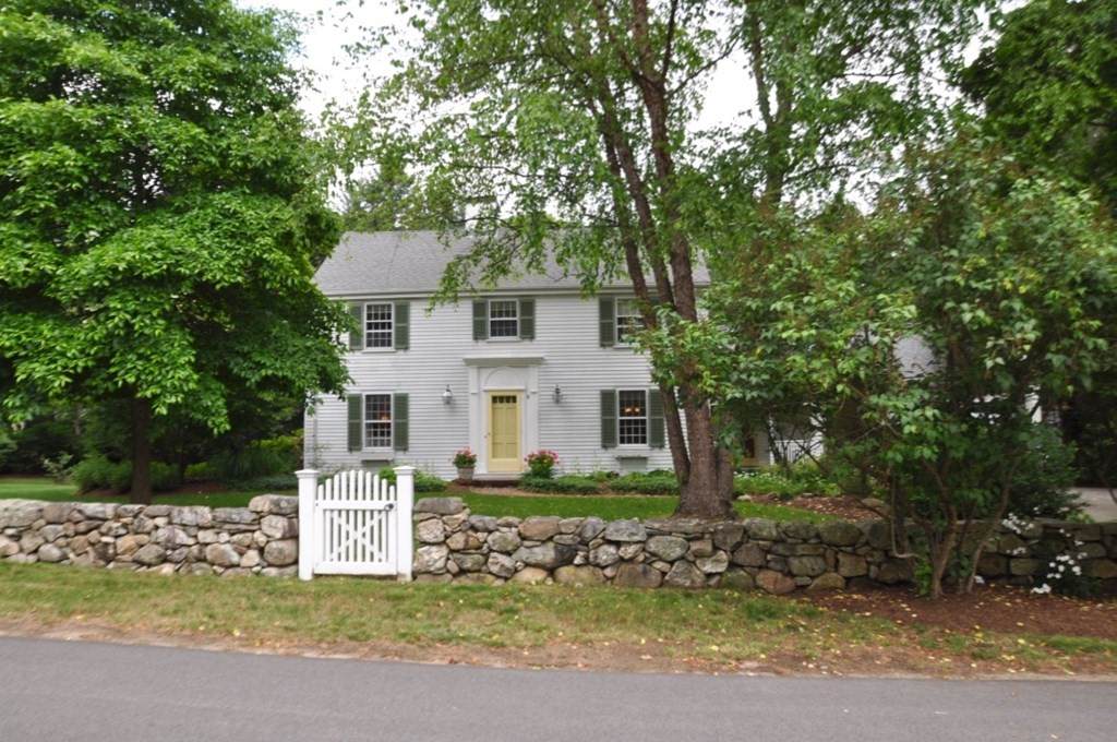 12 Old Farm Rd - Photo 1