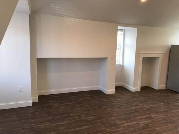 103 Broadway - Photo 1