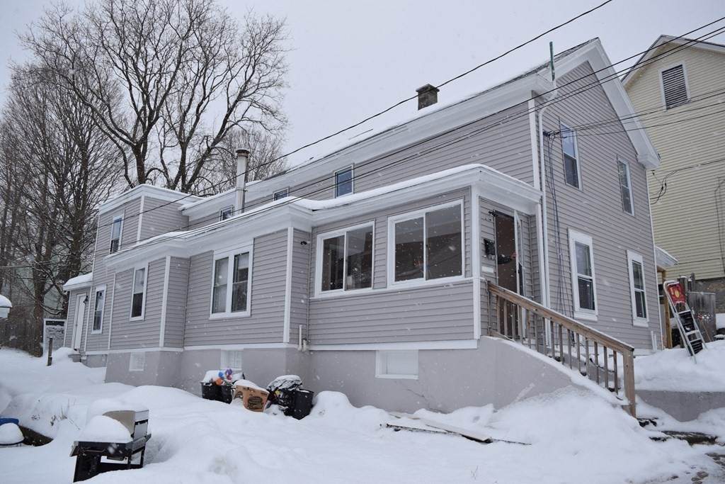 64-66 Circular Ave - Photo 1