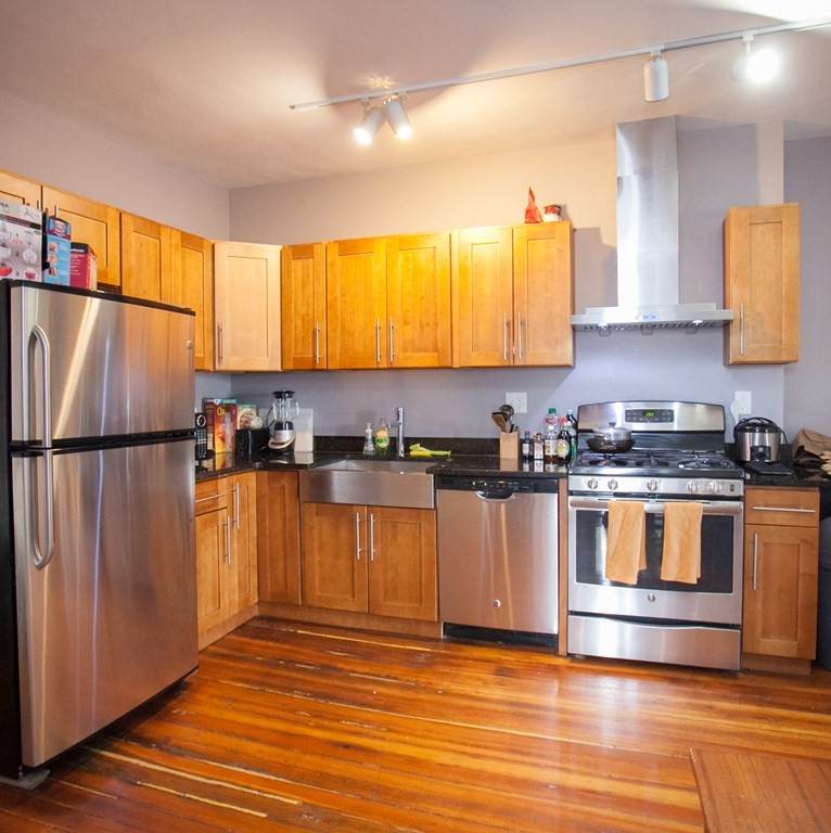173 Rindge Ave - Photo 1
