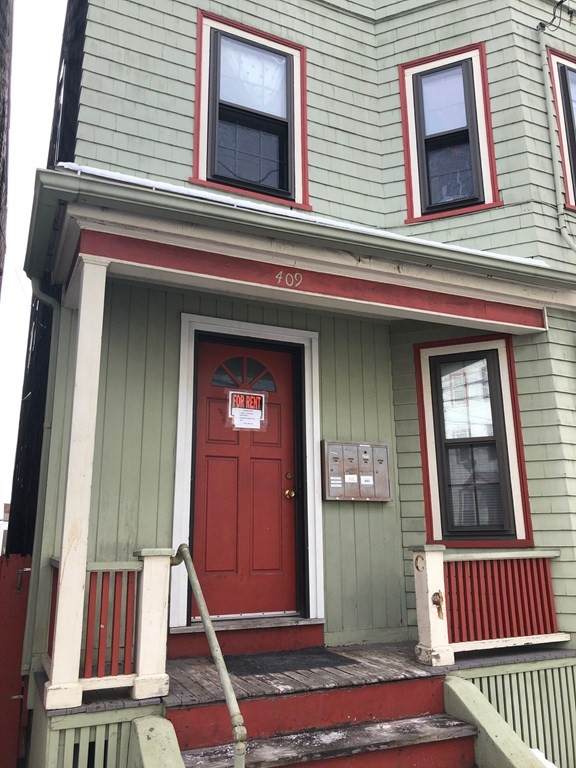 409 Saratoga - Photo 1