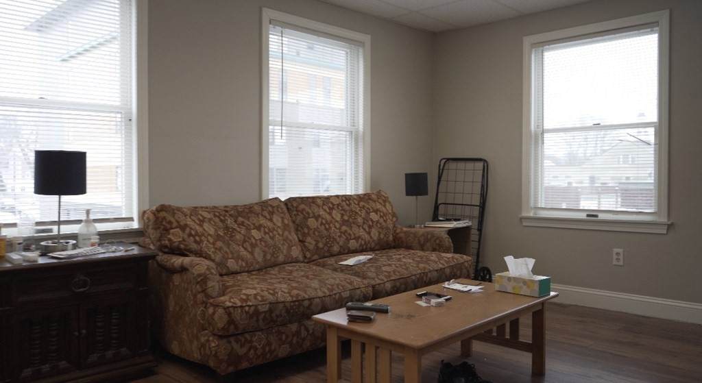 202 Rantoul St - Photo 1