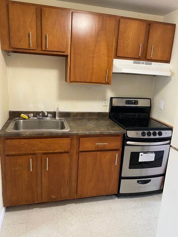 65 Bacon Street - Photo 1