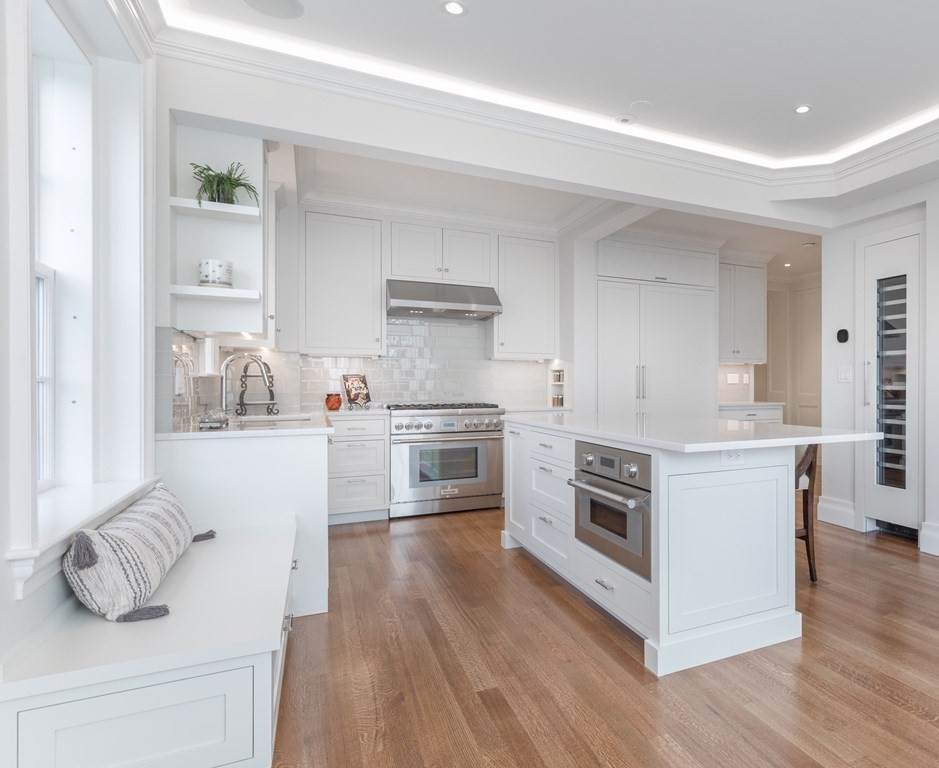 10 Otis Place - Photo 1