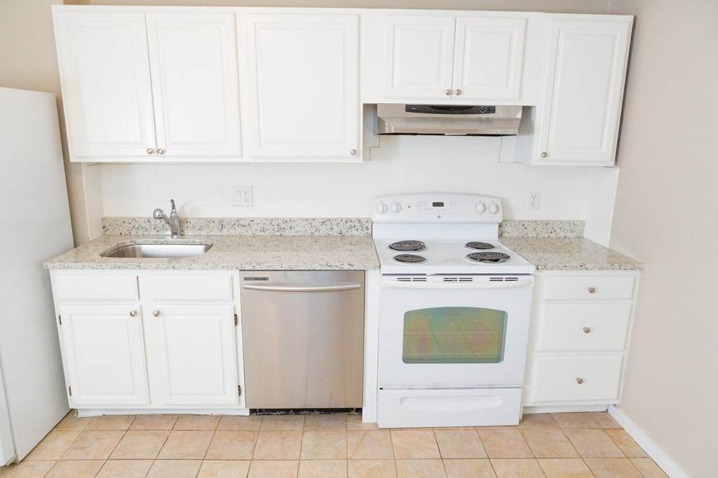 41 Marion St - Photo 1
