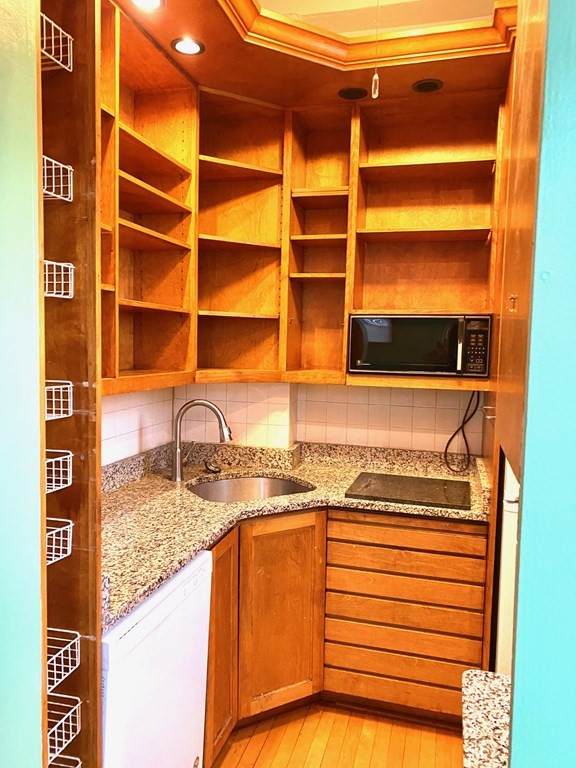 1666 Commonwealth Ave - Photo 1