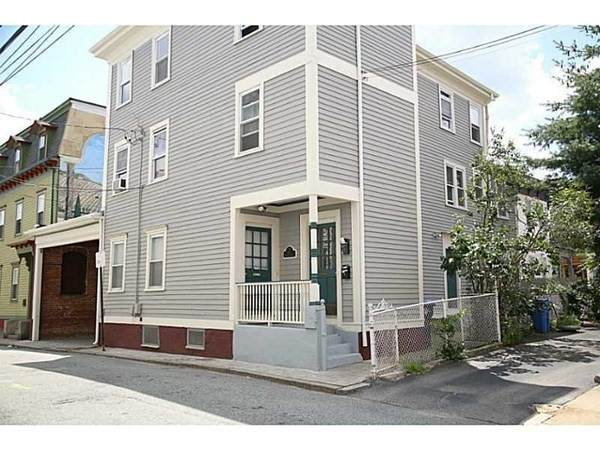 12 Pequot St - Photo 1