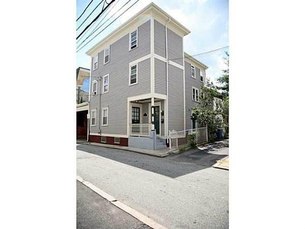 12 Pequot St - Photo 1