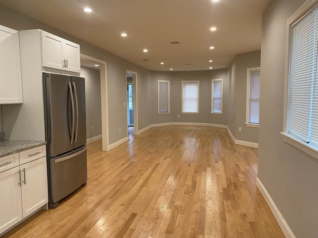 226 Fellsway W - Photo 1