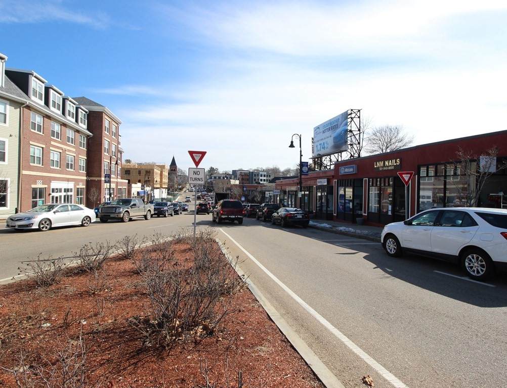 40 Commercial St - Photo 1