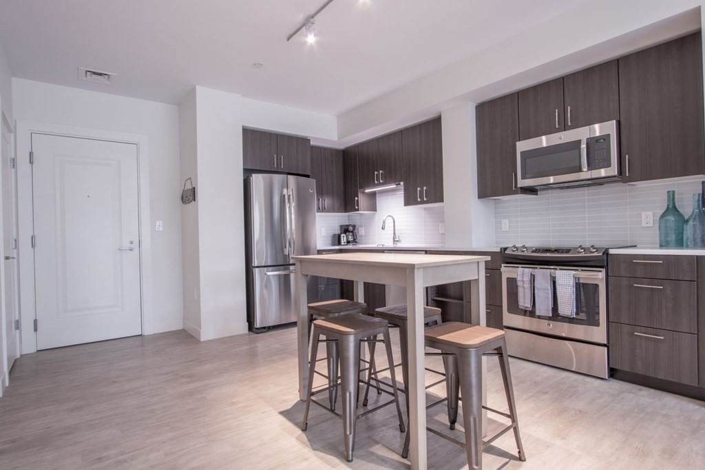 900 Beacon Street - Photo 1