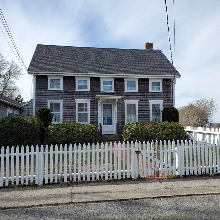 1977 Main Road: U Summer Rental - Photo 1