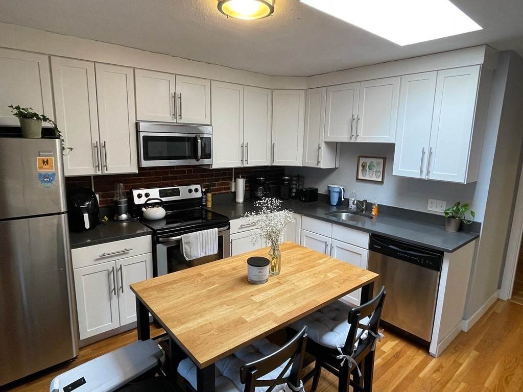 176-178 North St - Photo 1