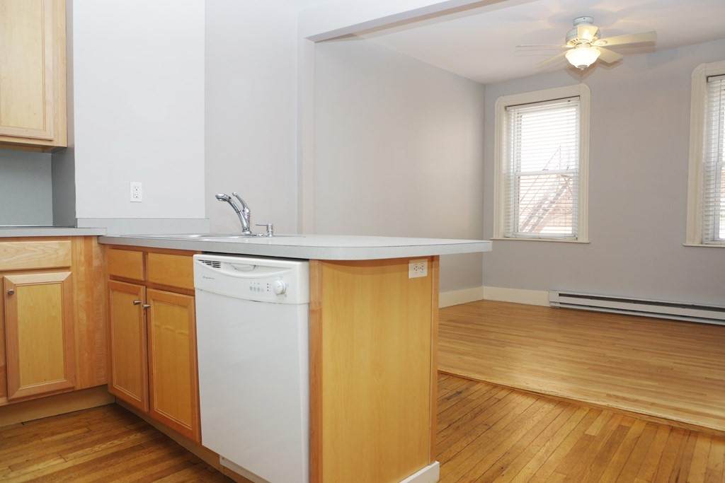 59 Snow Hill - Photo 1