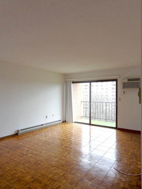 235 Winthrop St. - Photo 1
