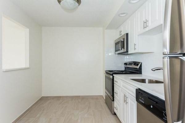 2 Ocean Ave - Photo 1