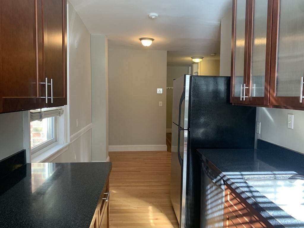 52 Strathmore - Photo 1