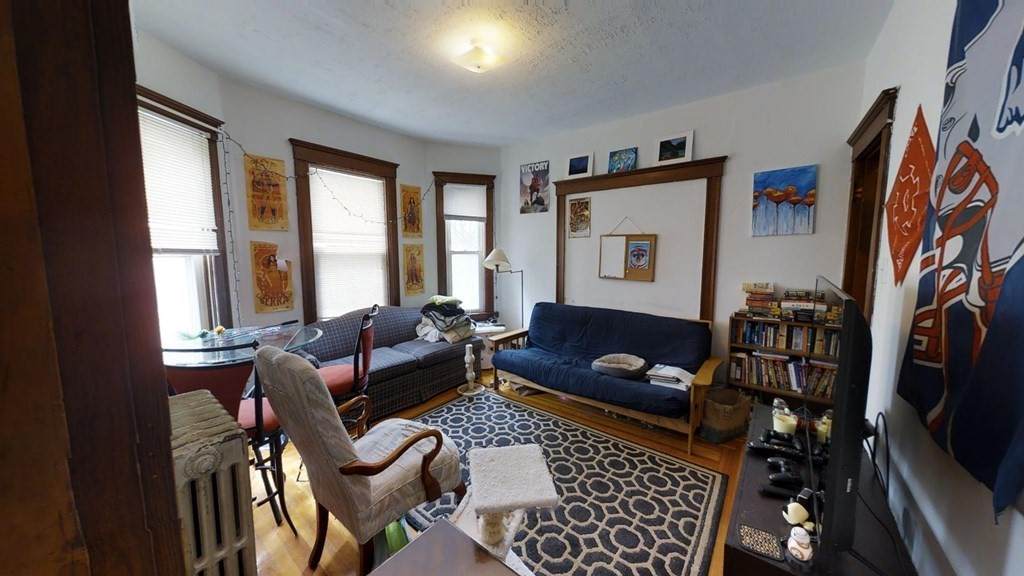 223 Holland St - Photo 1