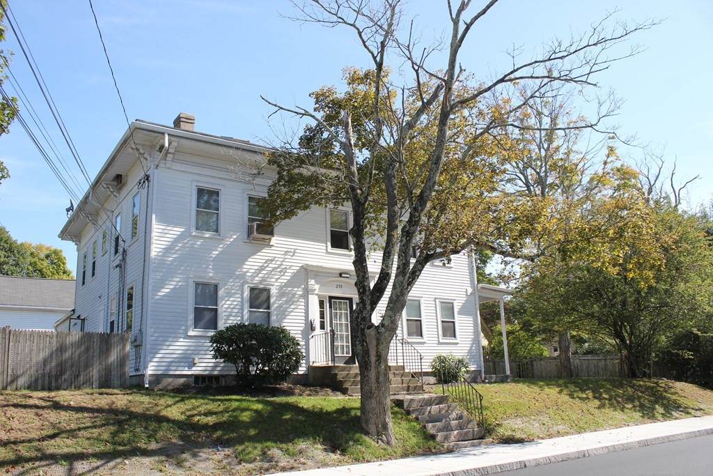 255 Main St - Photo 1
