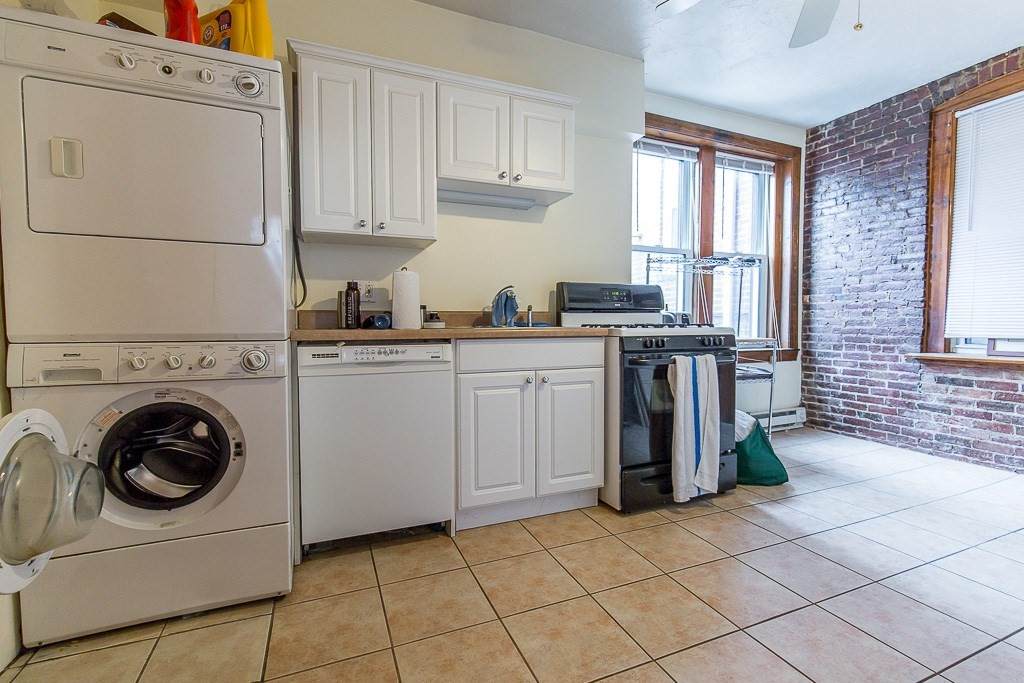 11 Foster - Photo 1