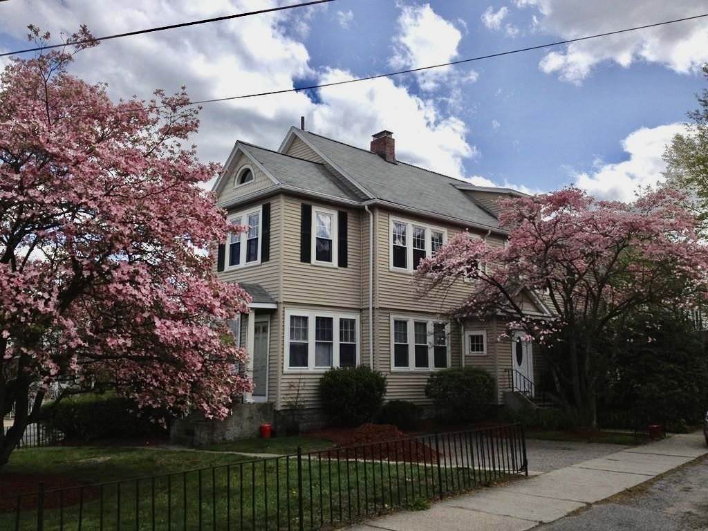 141 Templeton Parkway - Photo 1