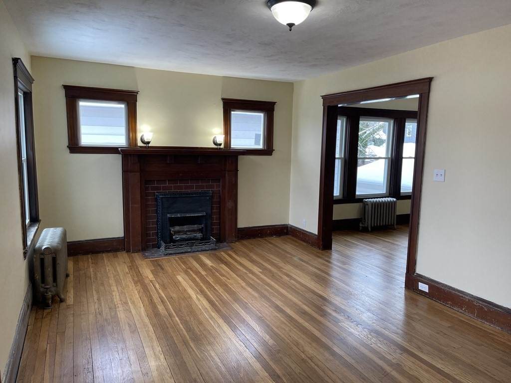 744 Belmont Street - Photo 1