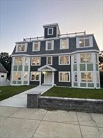 23-25 Bowdoin Ave - Photo 1