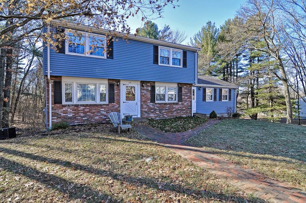 260 Daniels St - Photo 1
