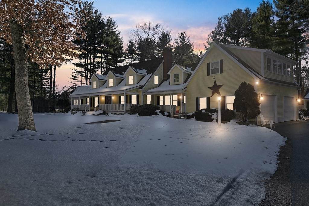 10 Haggetts Pond Rd - Photo 1