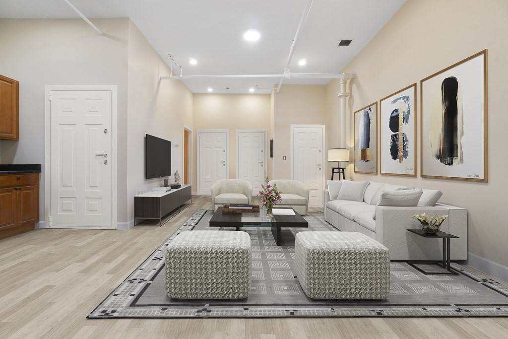 43 Market - Photo 1