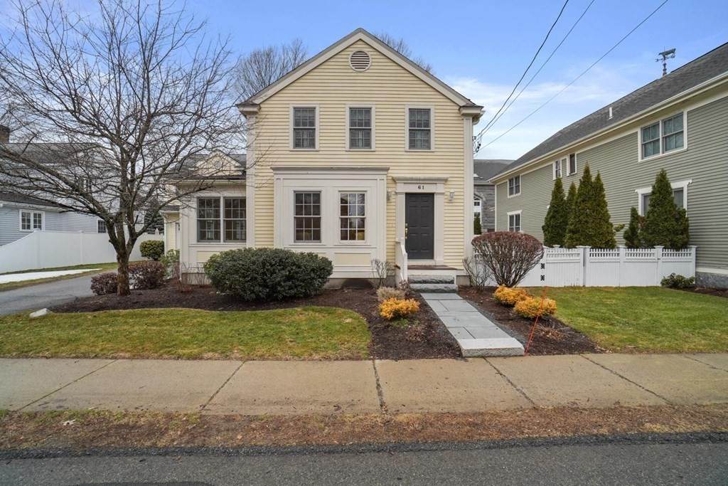 61 Village Avenue - Photo 1