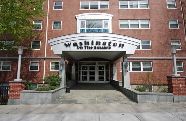 1600 Beacon Street - Photo 1