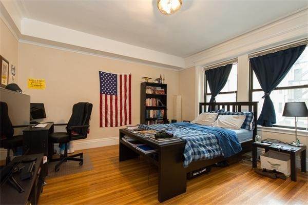 466 Commonwealth Ave - Photo 1