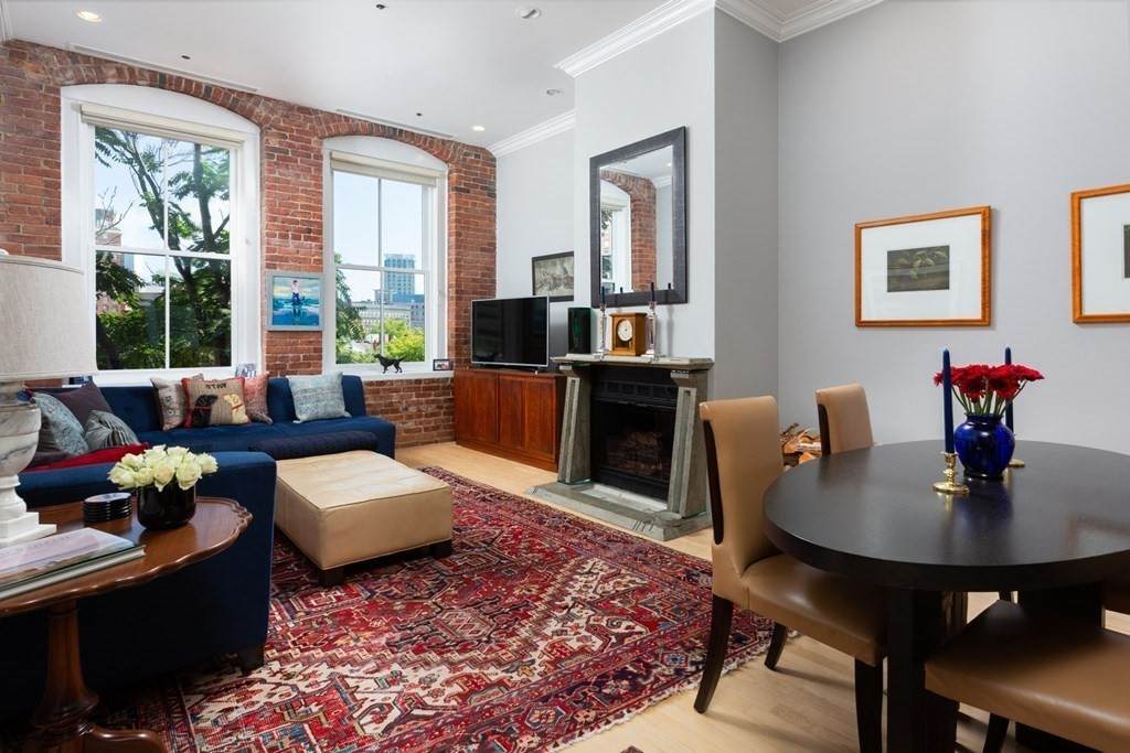 6 Edgerly Place - Photo 1