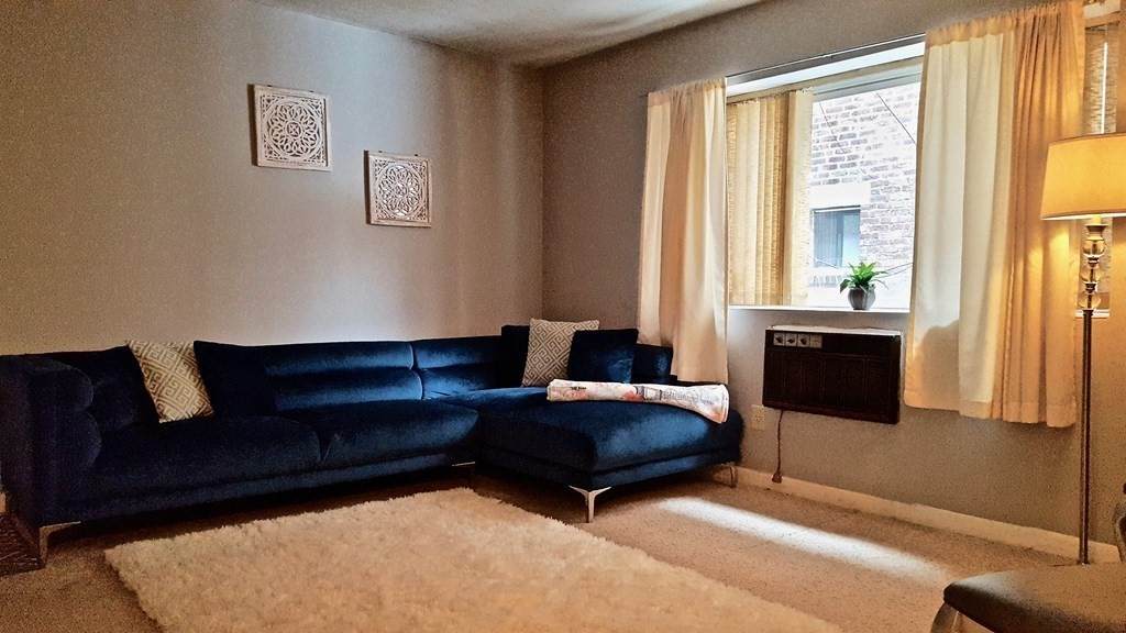 200 Kelton Street - Photo 1