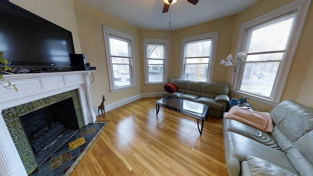 381 Highland Ave - Photo 1