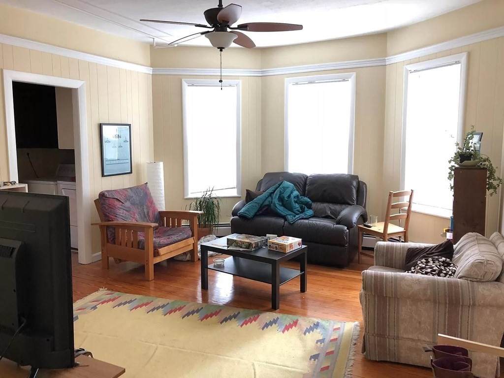 5 Irving St - Photo 1