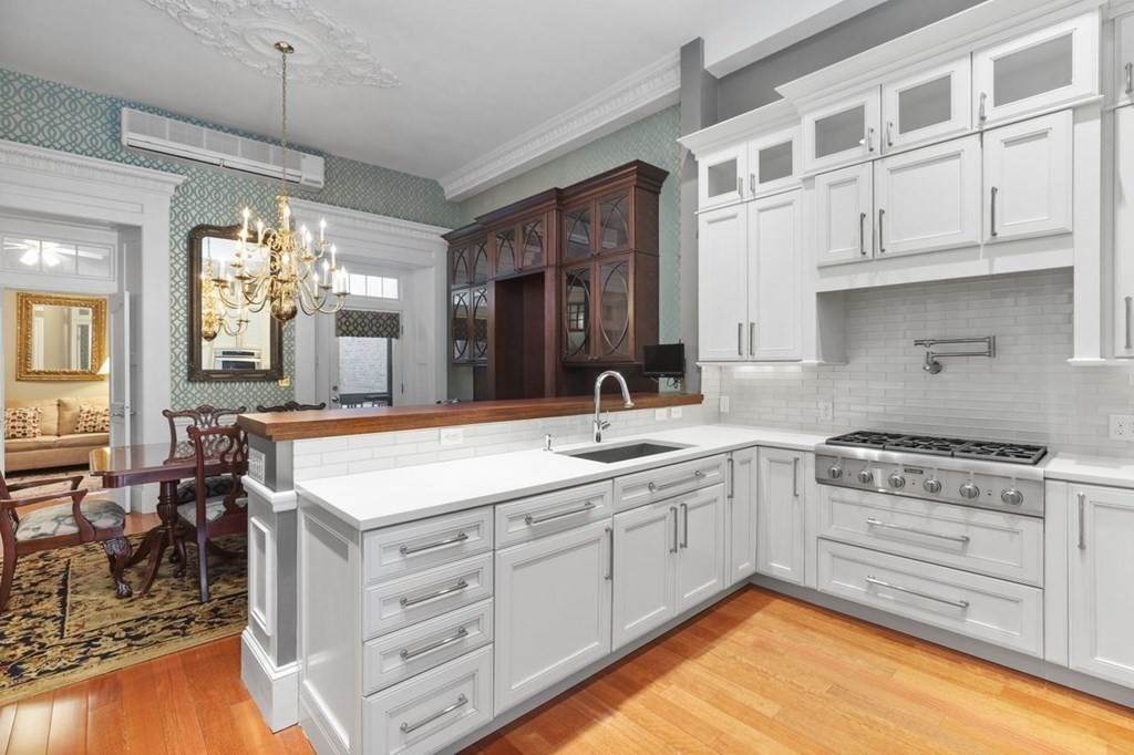 604 Massachusetts Avenue - Photo 1