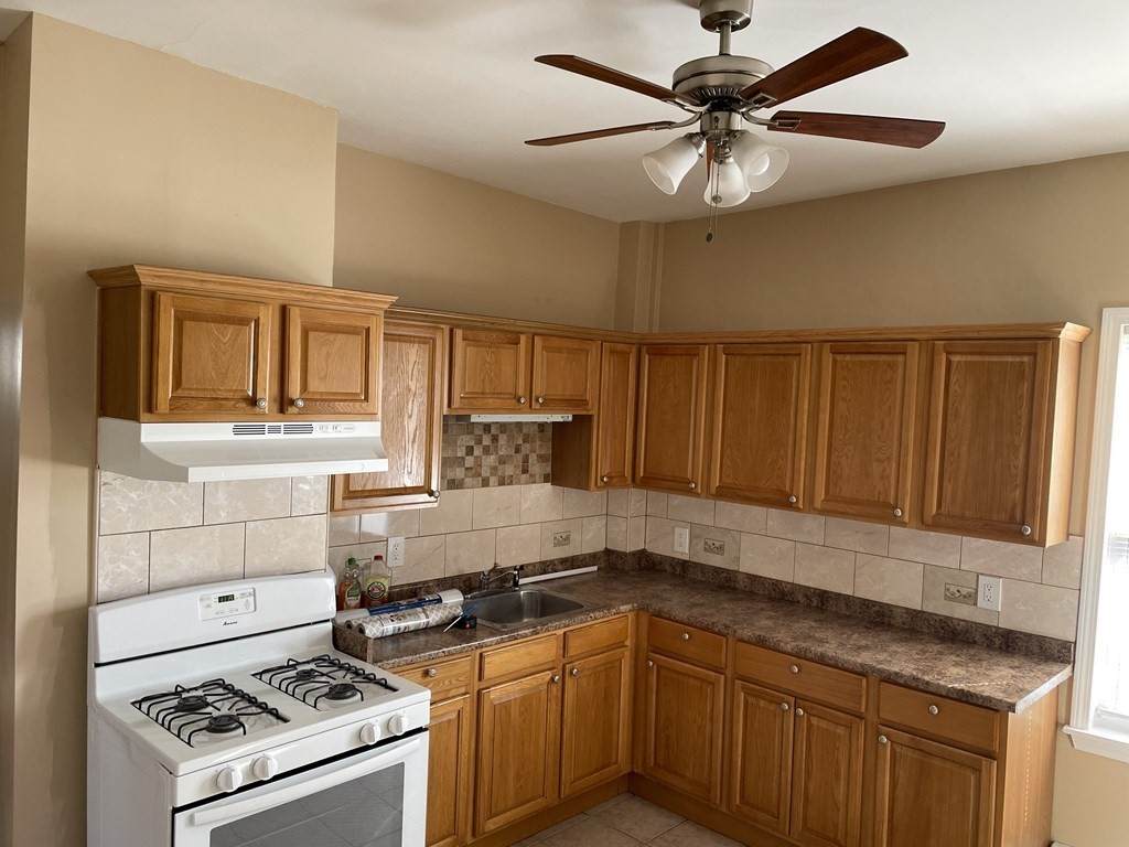 299 Norfolk Avenue - Photo 1