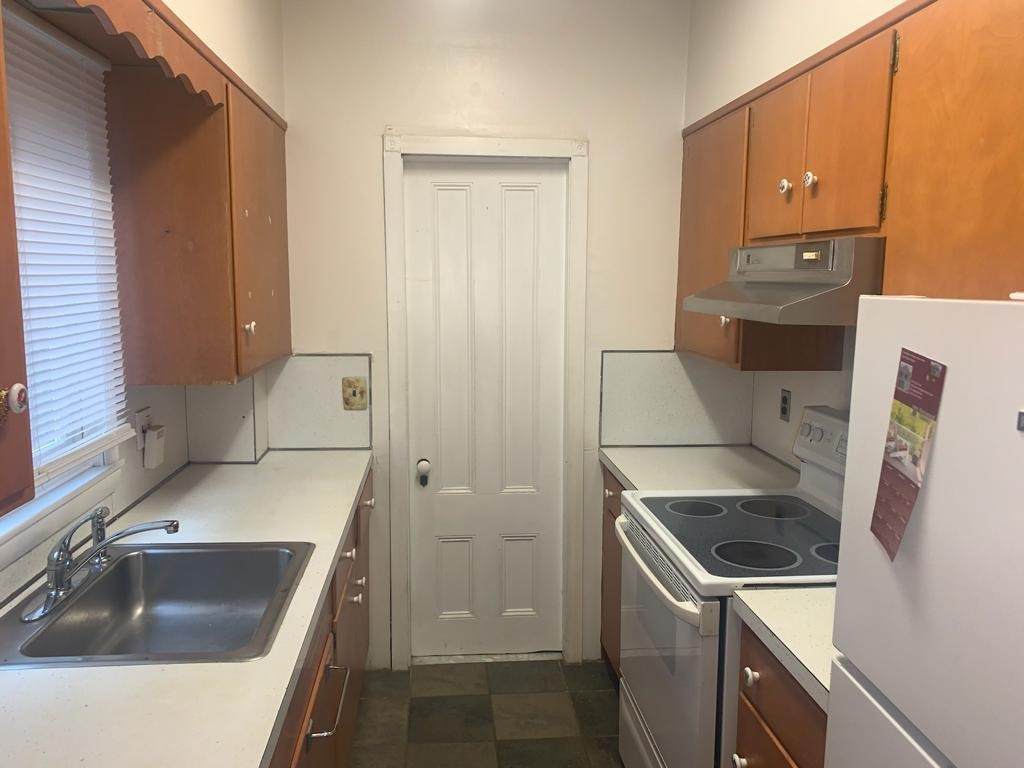 12 Atlantic St - Photo 1